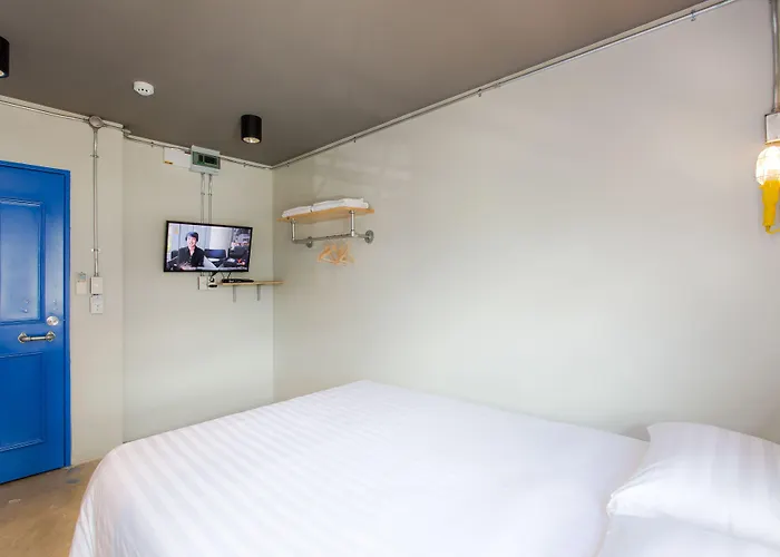 Bloo Hostel